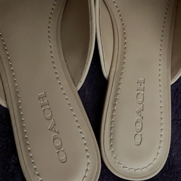 Coach Shoes Brand New - Picture 3 of 4